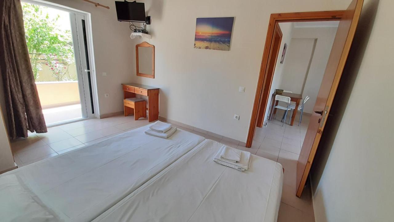 John Apartments Roda  Luaran gambar
