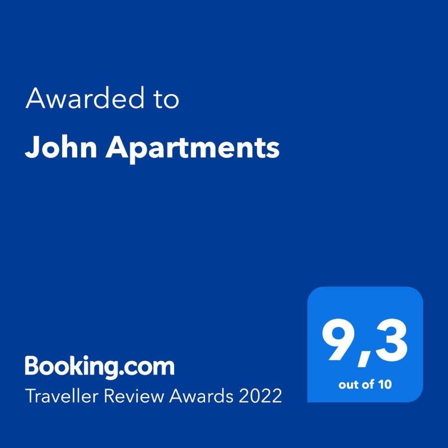 John Apartments Roda  Luaran gambar